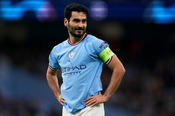 Gündoğan , otro jugador clave del Manchester City, en su caso como capitán del equipo, que ganó el triplete. 
La estrella alemana marcó los dos goles de su equipo en la victoria por 2-1 en la final de la FA Cup contra el Manchester United. El centrocampista firmó por el Barcelona en junio de 2023.