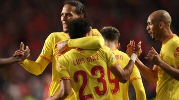 Luis Díaz y Virgil van Dijk en la Champions League.