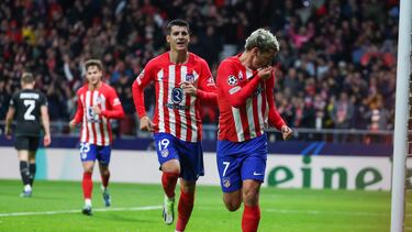 Antoine Griezmann, celebra el tercer gol del equipo rojiblanco durante el encuentro correspondiente a la fase de grupos de la Liga de Campeones frente al Celtic.