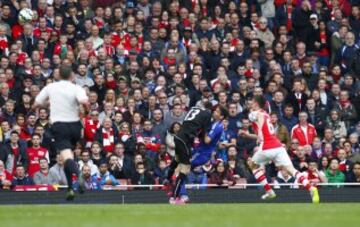 Ospina respondió cuando el líder Chelsea lo exigió.