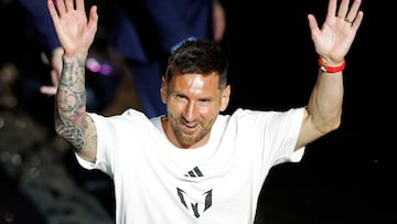 La ovación que recibió Messi en su presentación en Miami: ¡ni él lo creyó!