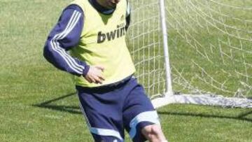 <b>ILUSIONADO. </b>Van Nistelrooy, durante uno de los partidos que disputó en la mañana de ayer.