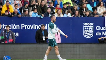 Puga, en el entrenamiento a puertas abiertas del Málaga.