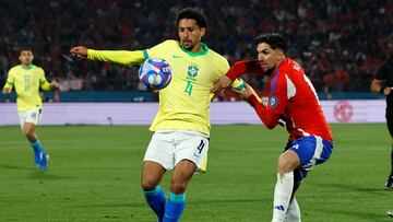 Uno de los más criticados de la Roja saca la voz y un compañero le responde: “Lamentamos...”