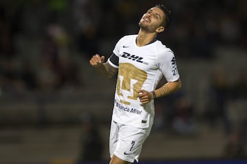 La temporada pasada fue uno de los futbolistas más regulares en el esquema de David Patiño. Tras la salida de Marcelo Díaz se esperaba que pudiera tomar el mando de la media cancha, pero perdió la batalla con el juvenil Escamilla.