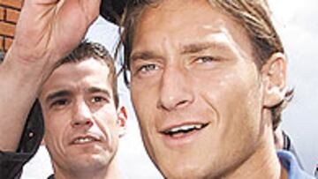 <b>TOLERANTE</b>. A Totti no le molestan los chistes que se hacen sobre él.