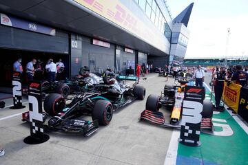 Las mejores imágenes de la pole de Hamilton en Silverstone