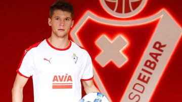 Marc Cardona confiesa que ha aprendido mucho junto a Suárez