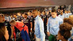 Manchester City's glass tunnel lets fans watch them appear