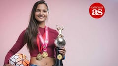 Deyna: "Me gustaría ser la mejor del mundo como Marta"