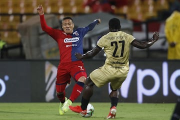 Independiente Medellín venció 2-1 a Rionegro Águilas con goles de Carlos Ramírez, en propia puerta, y Javier Reina. Antonhy Uribe puso el descuento.
