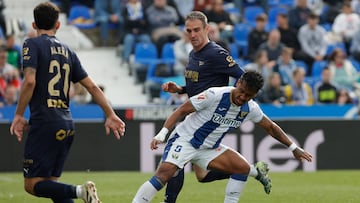 LEGANÉS (MADRID), 15/02/2025.- El defensa de Leganés Sergio González, durante el partido de la jornada 24 de la LaLiga EA Sports contra el Alavés, disputado este sábado en el estadio de Estadio de Butarque de Leganés (Madrid).- EFE/ Zipi