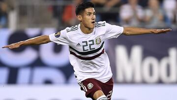 Uriel Antuna, celebrando un gol en la Copa Oro.