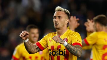 Soccer Football - LaLiga - FC Barcelona v Girona - Camp Nou, Barcelona, Spain - April 10, 2023 Girona's Aleix Garcia celebrates after the match REUTERS/Albert Gea