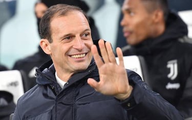 Dybala faces a dilemma... step up a gear or leave