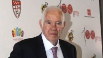 Luis Aragon&eacute;s. 