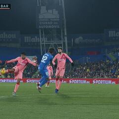 La toma que explica cómo Luis Suarez hizo esta fantasía de gol