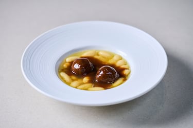 Una experiencia efímera de los chefs Nacho y Chus Manzano aterriza en Madrid con cuatro creaciones vinculadas al jamón