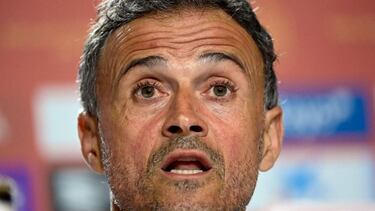 CORRECTION / Spain's coach Luis Enrique holds a press conference prior to attending a training session at the Wanda Metropolitano stadium in Madrid on June 4, 2021 on the eve of the international friendly football match between Spain and Portugal, in