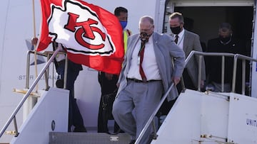 A pr&aacute;cticamente 24 horas del kickoff del encuentro contra los Buccaneers, los vigentes campeones de la NFL pisaron por primera vez el suelo de Florida.