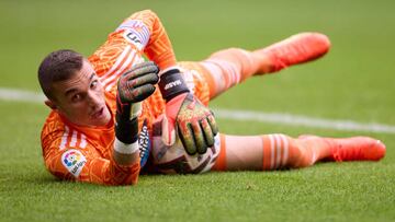 PAMPLONA, SPAIN - OCTOBER 30: Jordi Masip of Real Valladolid CF in action during the LaLiga Santander match between CA Osasuna and Real Valladolid CF at El Sadar Stadium on October 30, 2022 in Pamplona, Spain. (Photo by Ion Alcoba/Quality Sport Images/Getty Images)