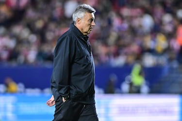Ya tenían un acuerdo y estas serían las razones por las que la llegada de Domènec Torrent a las Chivas se congeló