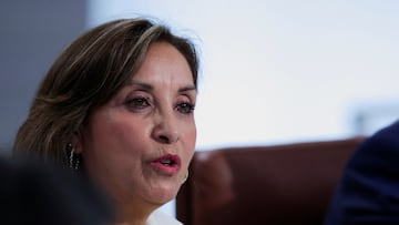 FILE PHOTO: Peru's President Dina Boluarte attends the Leaders Retreat at the Asia-Pacific Economic Cooperation (APEC) Summit in San Francisco, California, U.S. November 17, 2023. REUTERS/Carlos Barria/File Photo