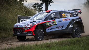 Fuerte accidente de Dani Sordo en los test de Finlandia