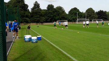 Parejo se ha reincorporado a los entrenamientos del Valencia tras pedir perdón.