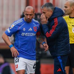 Marcelo Díaz reacciona a las críticas por su nivel y le deja un mensaje a Gustavo Álvarez: “En la U no hay...”