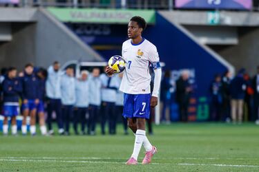 Extremo izquierdo con mucho gol. A sus 20 años, está consolidado en la plantilla del Mónaco y hasta ha debutado en la Champions League.