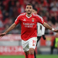 El Benfica golea antes de volver a medirse al Barça