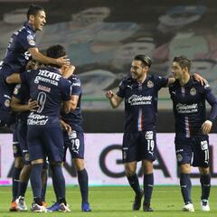 Chivas repetirá alineación para recibir al Necaxa