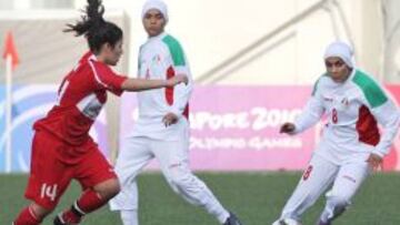 La FIFA permite el uso de velo y Francia se niega.