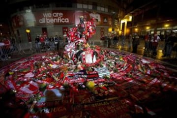 Toda Portugal llora la muerte de Eusebio y hoy le rinde tributo.