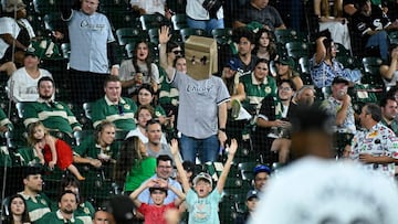 CHICAGO, ILLINOIS - SEPTEMBER 14: A fan wears a paper bag over his head during a game between the Chicago White Sox and the Oakland Athletics at Guaranteed Rate Field on September 14, 2024 in Chicago, Illinois. Nuccio DiNuzzo/Getty Images/AFP (Photo by NUCCIO DINUZZO / GETTY IMAGES NORTH AMERICA / Getty Images via AFP)