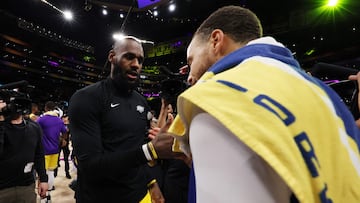 LOS ANGELES, CALIFORNIA - MAY 12: LeBron James #6 of the Los Angeles Lakers shakes hands with Stephen Curry #30 of the Golden State Warriors following game six of the Western Conference Semifinal Playoffs at Crypto.com Arena on May 12, 2023 in Los Angeles, California. NOTE TO USER: User expressly acknowledges and agrees that, by downloading and or using this photograph, User is consenting to the terms and conditions of the Getty Images License Agreement.   Harry How/Getty Images/AFP (Photo by Harry How / GETTY IMAGES NORTH AMERICA / Getty Images via AFP)