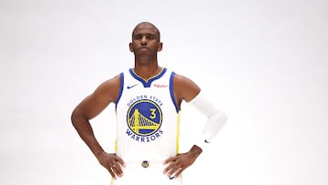 SAN FRANCISCO, CALIFORNIA - OCTOBER 02: Chris Paul #3 of the Golden State Warriors poses for a picture during the Warriors' media day on October 02, 2023 in San Francisco, California. NOTE TO USER: User expressly acknowledges and agrees that, by downloading and/or using this photograph, user is consenting to the terms and conditions of the Getty Images License Agreement.   Ezra Shaw/Getty Images/AFP (Photo by EZRA SHAW / GETTY IMAGES NORTH AMERICA / Getty Images via AFP)