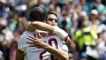 The European champions are into the next round as champions of Group B. The Sounders head home, bottom of the group, without a win.