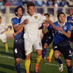 Barnechea sufre dura caída en Arica tras la compleja semana