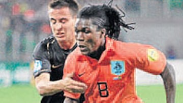 <b>POTENTE. </b>Drenthe combina un fuerte físico con una gran técnica.