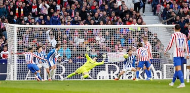 Ocasión de Thiago Almada. 
 