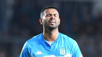 AVELLANEDA, ARGENTINA - JULY 19: Edwin Cardona of Racing Club reacts during a match between Racing Club and Arsenal as part of Liga Profesional 2022 at Presidente Peron Stadium on July 19, 2022 in Avellaneda, Argentina. (Photo by Rodrigo Valle/Getty Images)