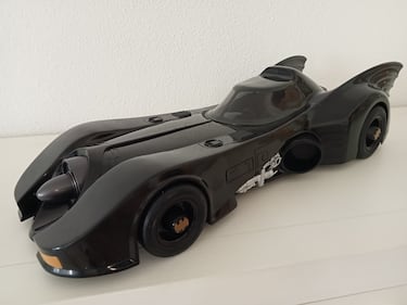 Batman Batmóvil McFarlane Toys