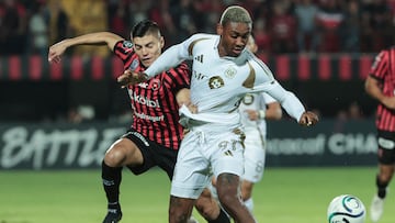 LAFC were on the verge of extra time in Costa Rica but a 92nd minute goal from David Martinez sent the MLS side through to the quarterfinals.