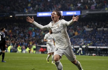 Modric wheels away