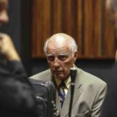 Bob Hewitt, fuera del 'Hall of Fame' por abusos sexuales