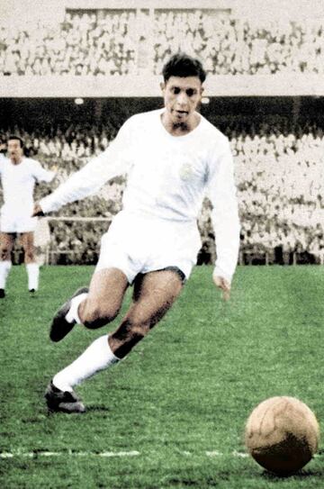 Jug車 casi toda su carrera en el Real Madrid (1956-1964). En su 迆ltima temporada, milit車 en el Real Betis (1965-1966).