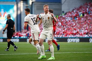 Kevin De Bruyne celebrando su gol para Bélgica 