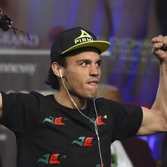 Julio César Chávez desmiente que su hijo esté en una clínica